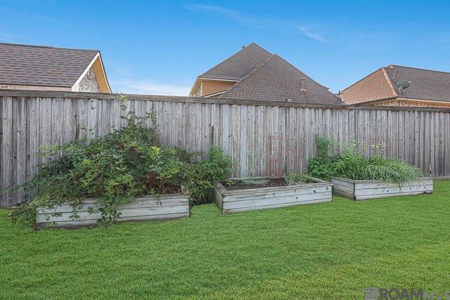 41136 Clearwater Ave, Gonzales, LA 70737