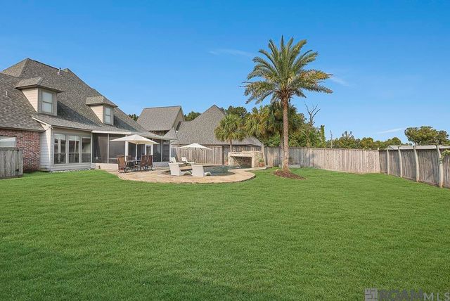 41136 Clearwater Ave, Gonzales, LA 70737
