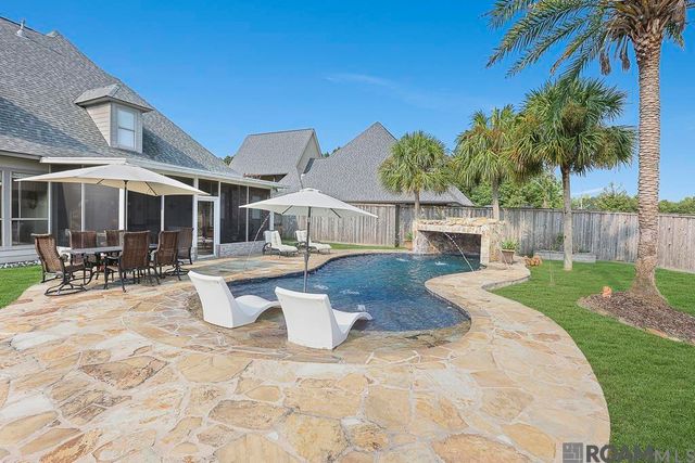 41136 Clearwater Ave, Gonzales, LA 70737