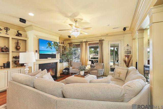 41136 Clearwater Ave, Gonzales, LA 70737