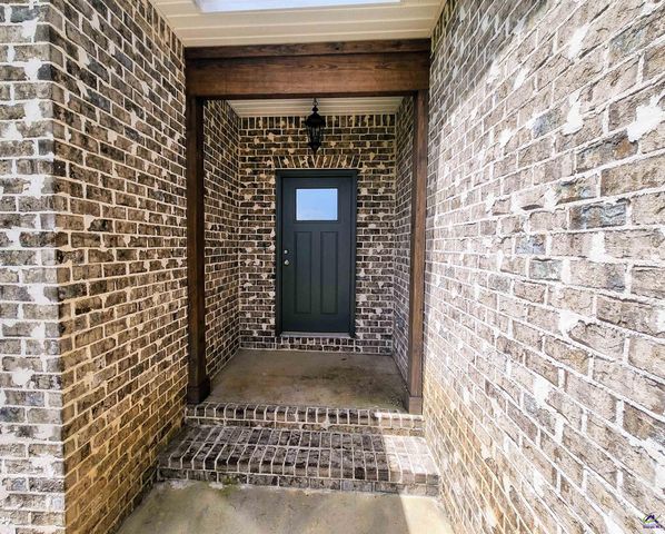 106 Raspberry Trail, Perry, GA 31069