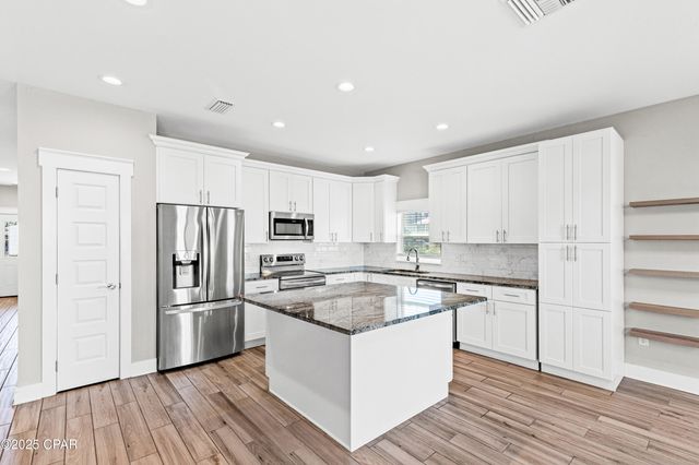 6222 Pinetree Avenue, Panama City, FL 32408