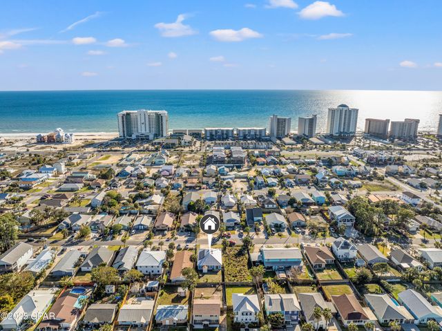 6222 Pinetree Avenue, Panama City, FL 32408