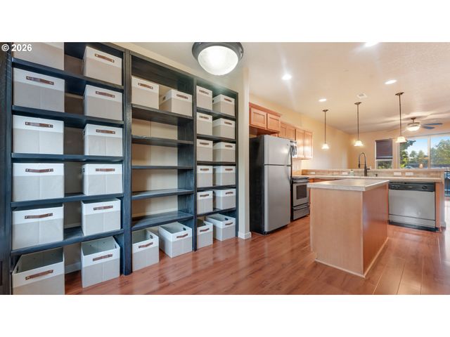 2955 Sw 187TH Ave, Beaverton, OR 97003