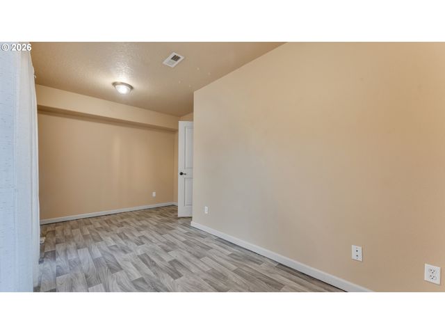 2955 Sw 187TH Ave, Beaverton, OR 97003