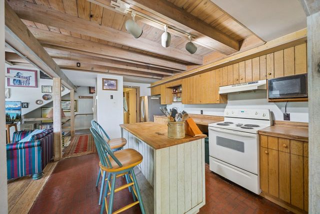 556 Private Road 65, Eucha, OK 74342