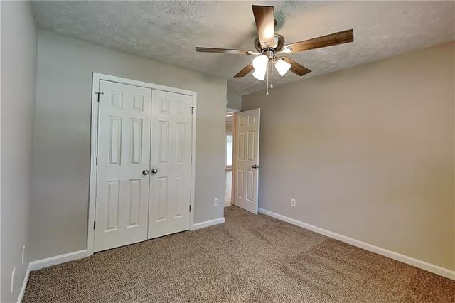 638 Castlebrooke Way, Lawrenceville, GA 30045