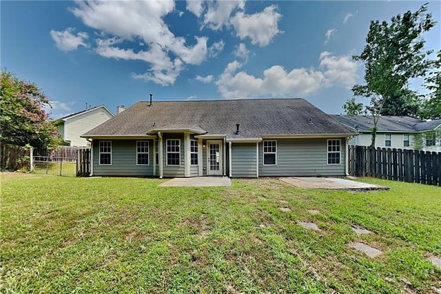 638 Castlebrooke Way, Lawrenceville, GA 30045