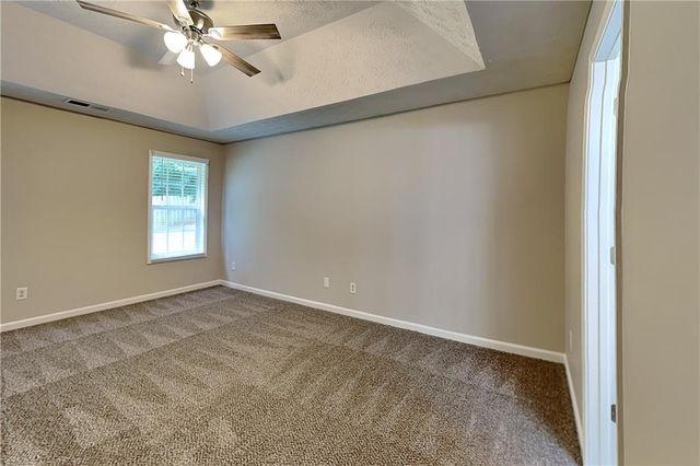 638 Castlebrooke Way, Lawrenceville, GA 30045