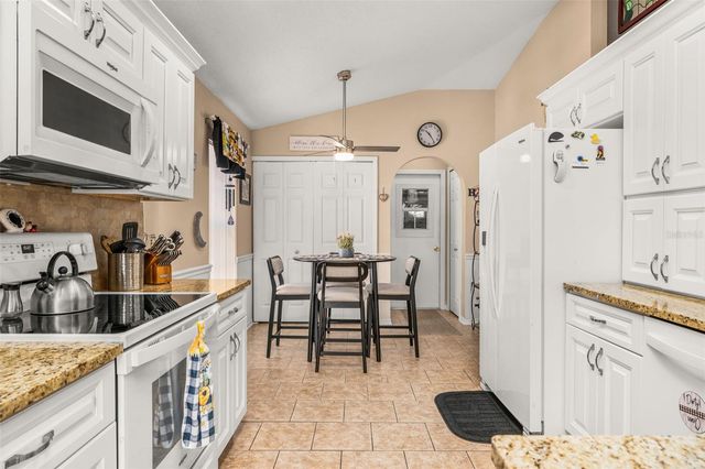 105 CARDIFF AVENUE, Davenport, FL 33897