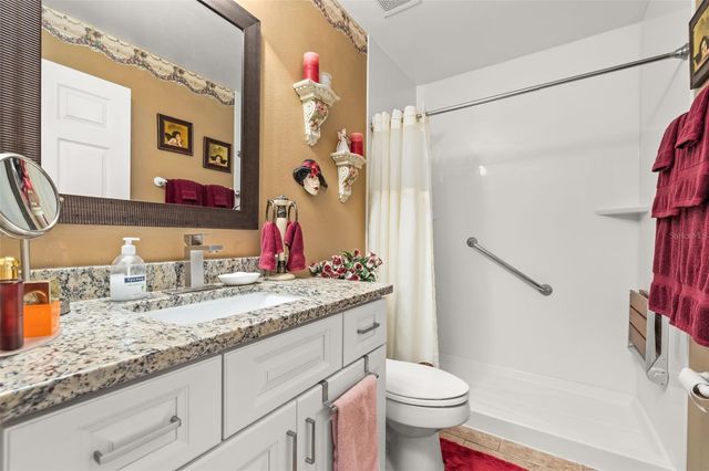 105 CARDIFF AVENUE, Davenport, FL 33897