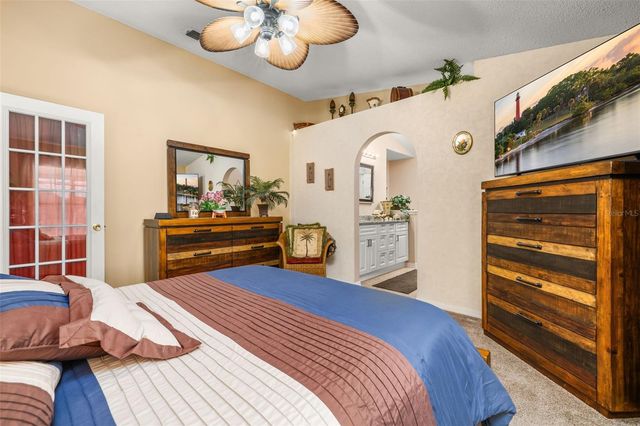 105 CARDIFF AVENUE, Davenport, FL 33897