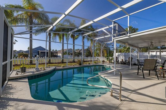 105 CARDIFF AVENUE, Davenport, FL 33897