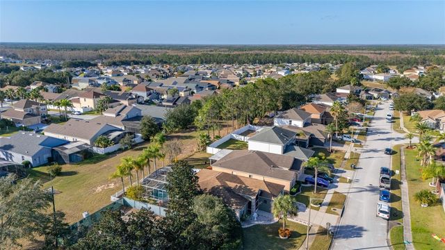 105 CARDIFF AVENUE, Davenport, FL 33897