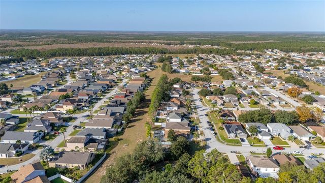 105 CARDIFF AVENUE, Davenport, FL 33897