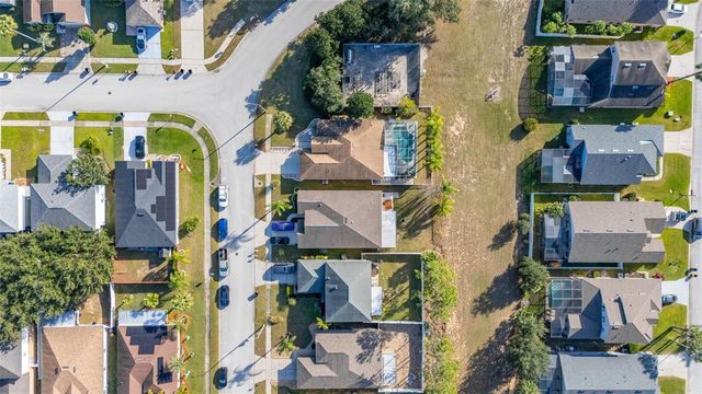 105 CARDIFF AVENUE, Davenport, FL 33897