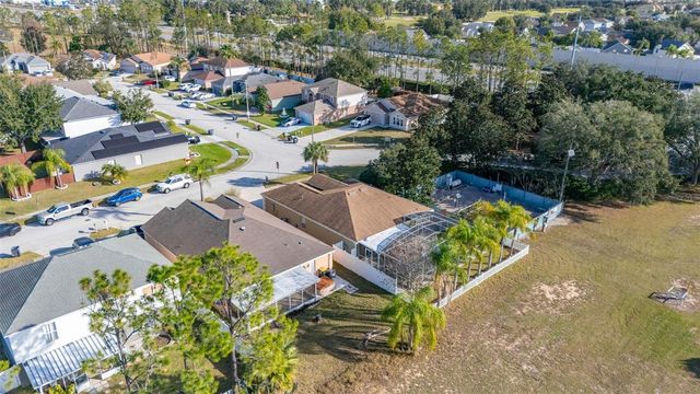 105 CARDIFF AVENUE, Davenport, FL 33897