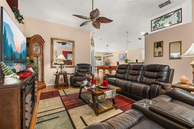 105 CARDIFF AVENUE, Davenport, FL 33897