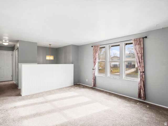 5352 W WESTSLOPE DR, Kearns, UT 84118