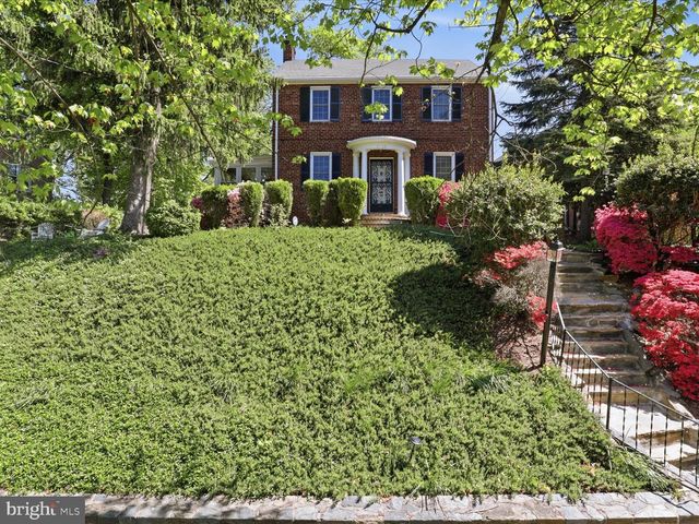 6205 29TH ST NW, Washington, DC 20015