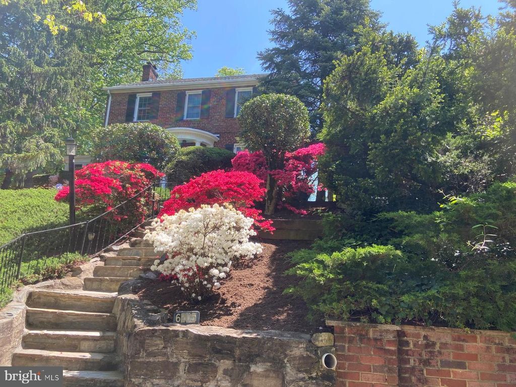 6205 29TH ST NW, Washington, DC 20015