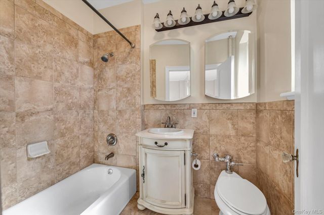 141 Woodmere Boulevard 5H, Woodmere, NY 11598