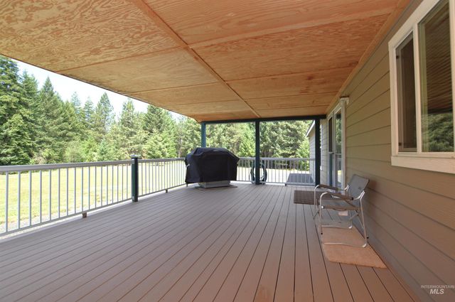 1150 Three Mile Rd, Weippe, ID 83553