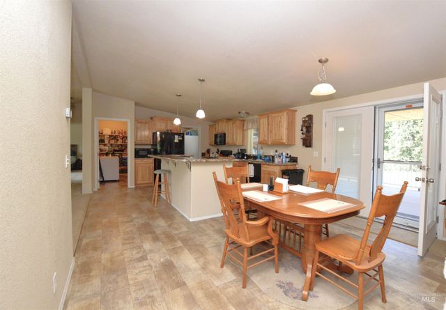 1150 Three Mile Rd, Weippe, ID 83553