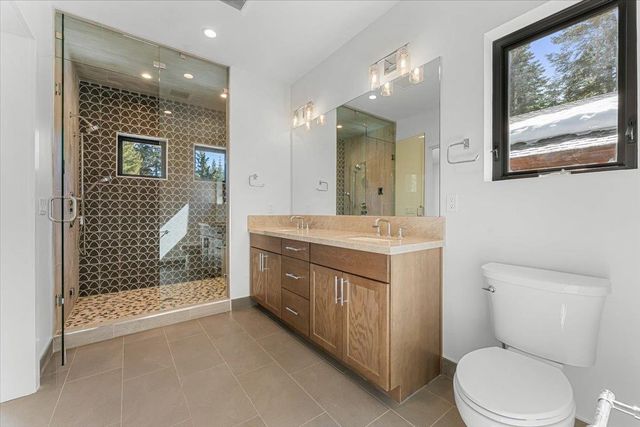 7132 8th Avenue, Tahoma, CA 96142