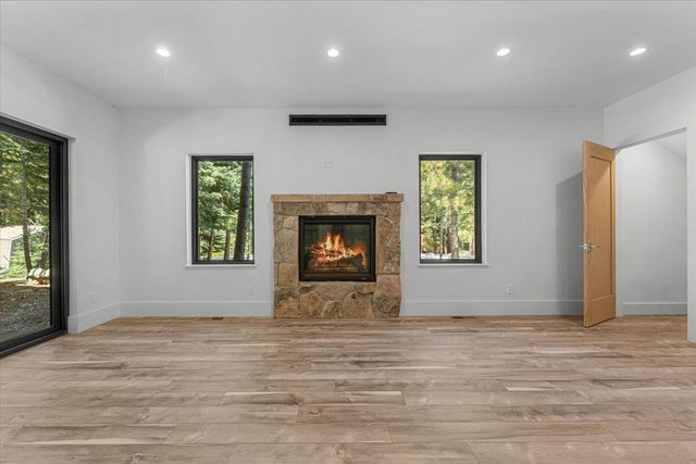 7132 8th Avenue, Tahoma, CA 96142