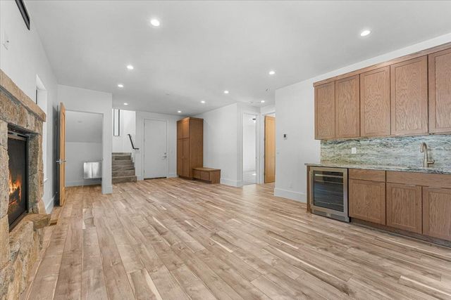 7132 8th Avenue, Tahoma, CA 96142