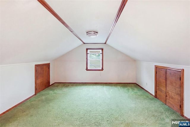 26 Dora Avenue, Waldwick, NJ 07463