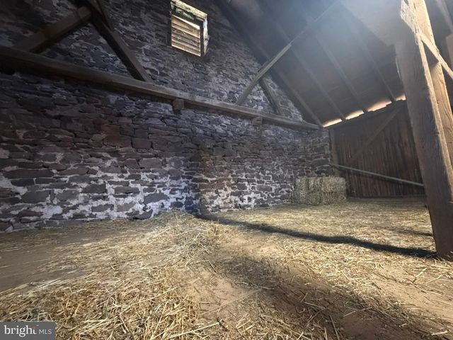 969 N GRANGE AVE, Collegeville, PA 19426