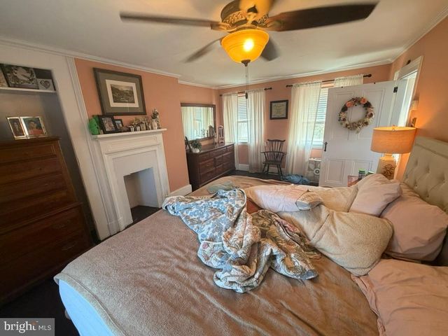 969 N GRANGE AVE, Collegeville, PA 19426