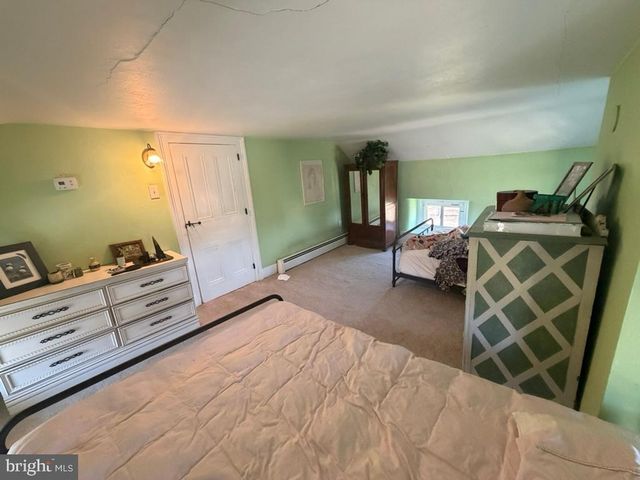 969 N GRANGE AVE, Collegeville, PA 19426