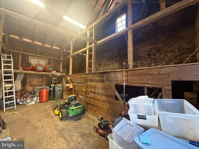 969 N GRANGE AVE, Collegeville, PA 19426