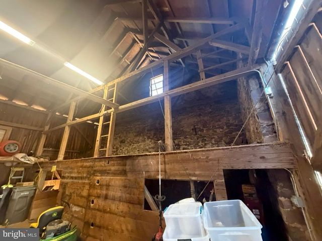 969 N GRANGE AVE, Collegeville, PA 19426