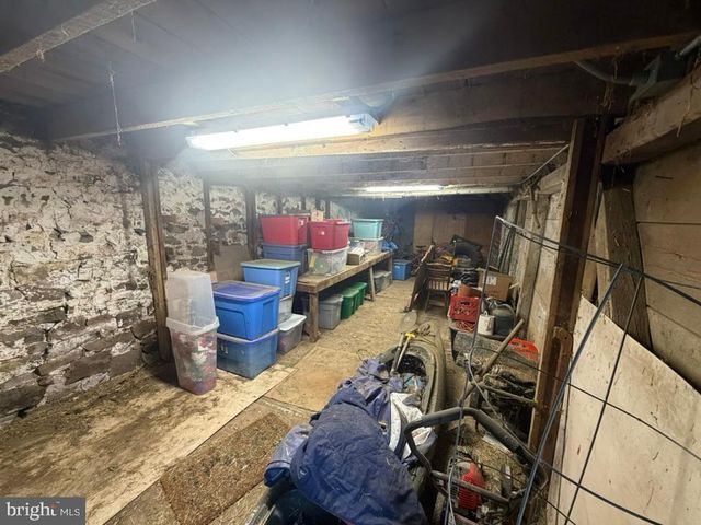 969 N GRANGE AVE, Collegeville, PA 19426