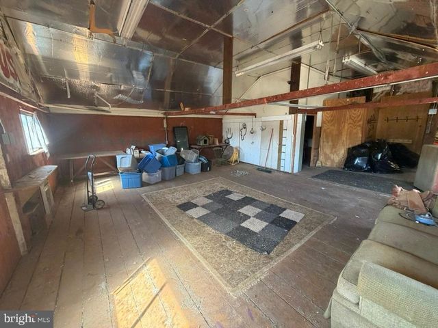 969 N GRANGE AVE, Collegeville, PA 19426