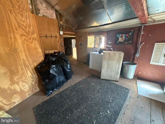 969 N GRANGE AVE, Collegeville, PA 19426