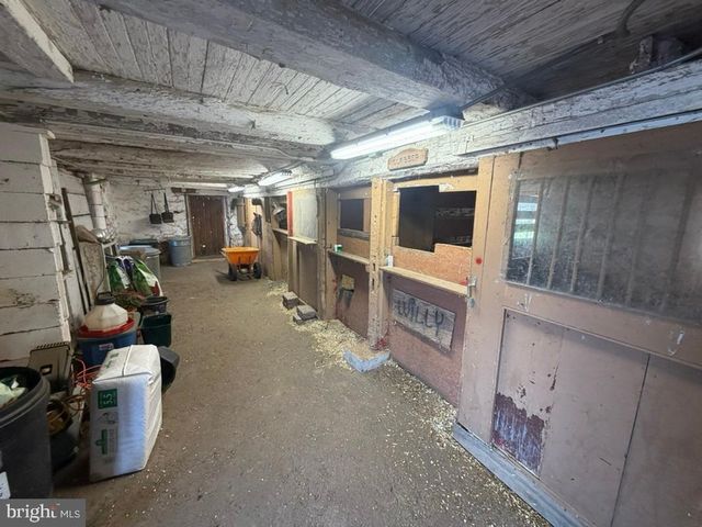 969 N GRANGE AVE, Collegeville, PA 19426