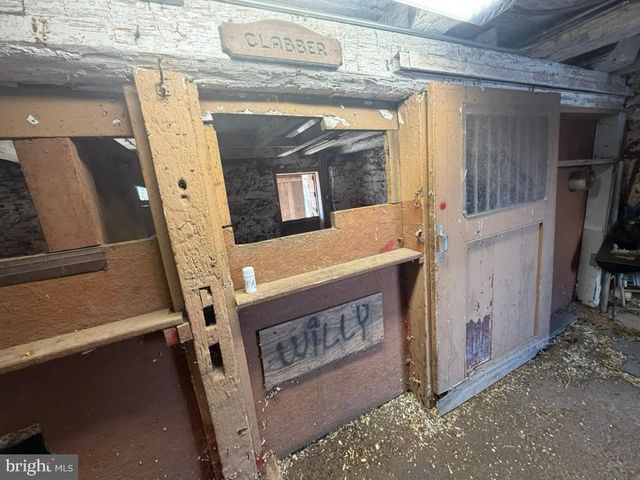 969 N GRANGE AVE, Collegeville, PA 19426