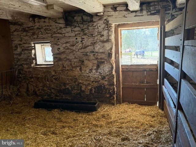 969 N GRANGE AVE, Collegeville, PA 19426