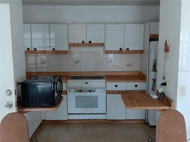Calle 87 VILLA CAROLINA 77-27, Carolina, PR 00985