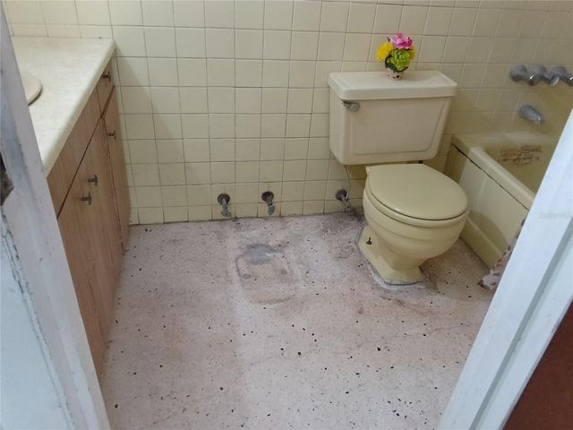 Calle 87 VILLA CAROLINA 77-27, Carolina, PR 00985