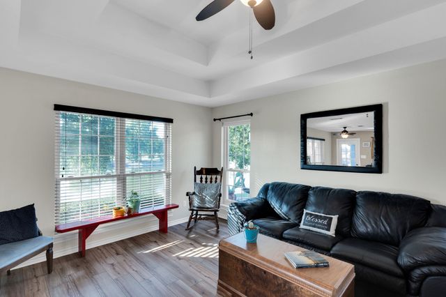 402 Seneca Drive, Waxahachie, TX 75165