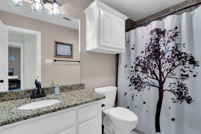 402 Seneca Drive, Waxahachie, TX 75165