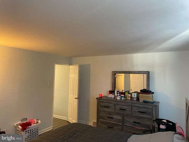 2888 WALNUT HILL ST, Philadelphia, PA 19152