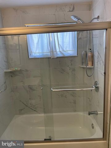 2888 WALNUT HILL ST, Philadelphia, PA 19152