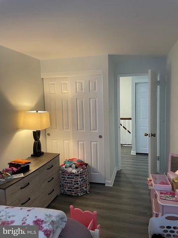 2888 WALNUT HILL ST, Philadelphia, PA 19152